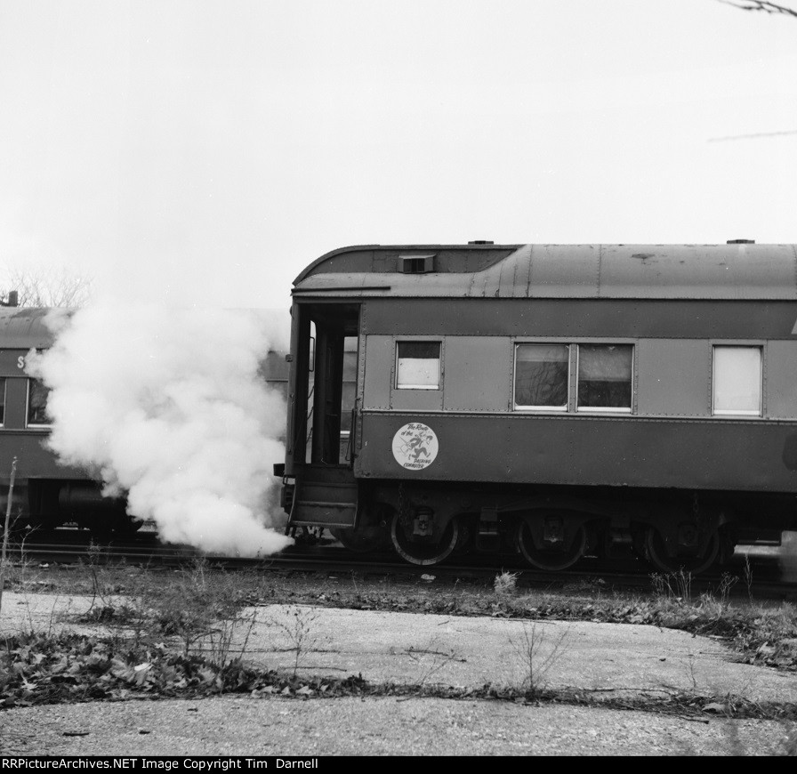 Steam heat from heavyweight parlor car